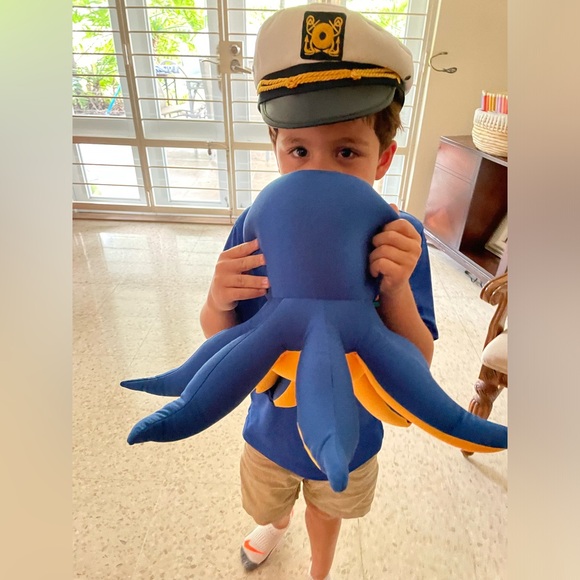 Meet your Posher, Ada - Picture 2 of 3